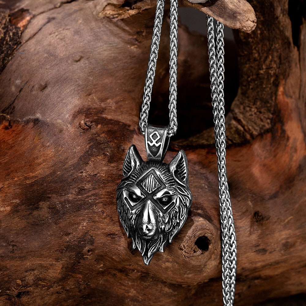 Colar Nórdico Viking Lobo
